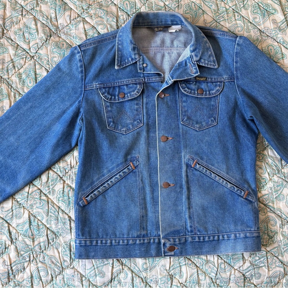 Vintage Wrangler Blue Jean Jacket Classic Denim Style